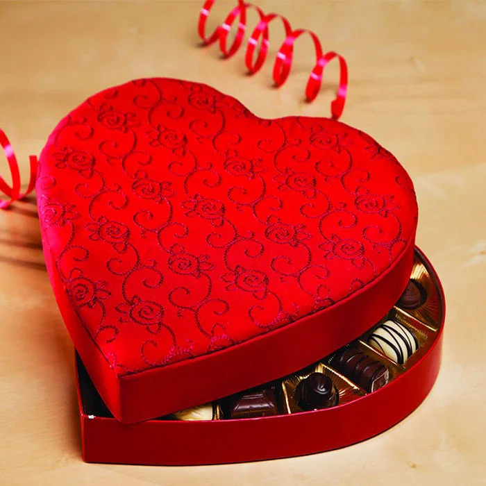 Heart Shaped Boxes - image 3